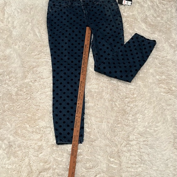 Crown & Ivy Womens Blue Skinny Jeans 10R with Polka Dot embellishments - Picture 5 of 15